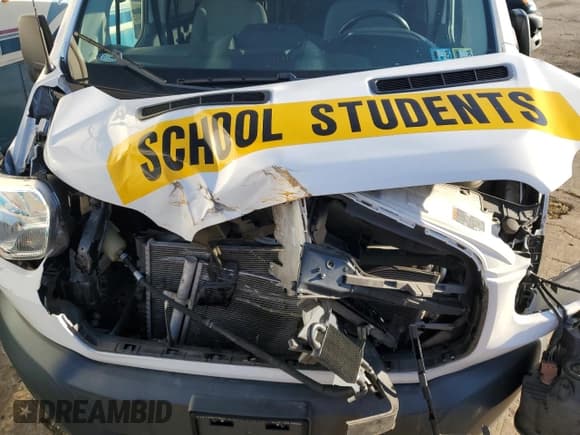 ✅ 2017 Ford Transit XL • VIN: 1FMZK1YM5HKA90465 • Lot: 44538235. Wystawiony na Copart z przebiegiem 26 532 mil. Bezpłatny archiwum sprzedaży aukcyjnych z USA i szczegółowy raport historii pojazdu na DreamBid. Zdjęcie 13.