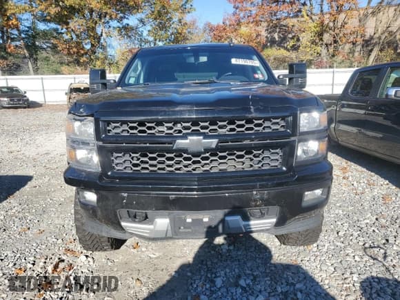 ✅ 2015 Chevrolet Silverado 1500 LT • VIN: 3GCUKREC5FG243231 • Lot: 87190705. Wystawiony na Copart z przebiegiem 117 896 mil. Bezpłatny archiwum sprzedaży aukcyjnych z USA i szczegółowy raport historii pojazdu na DreamBid. Zdjęcie 5.