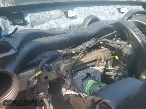 ✅ 2024 Chevrolet Blazer RS • VIN: 3GNKBERS6RS129782 • Lot: 68068665. Listed on Copart with Not provided. Free auction sales archive from the USA and detailed vehicle history report at DreamBid. Image 9.