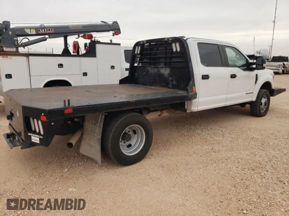 ✅ 2022 Ford F-350 XL • VIN: 1FD8W3HT5NEC92798 • Лот: 47594505. Опубликован ранее на Copart с пробегом 98 801 миль. Бесплатный доступ к архиву аукционных продаж из США и подробный отчёт об истории автомобиля на DreamBid. Изображение 3.