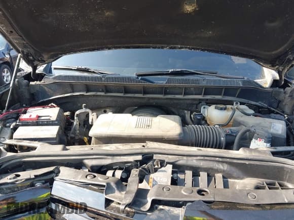 ✅ 2019 Chevrolet Silverado 1500 RST • VIN: 1GCRYEED1KZ189846 • Lot: 42464384. Wystawiony na IAAI z przebiegiem 69 841 mil. Bezpłatny archiwum sprzedaży aukcyjnych z USA i szczegółowy raport historii pojazdu na DreamBid. Zdjęcie 10.