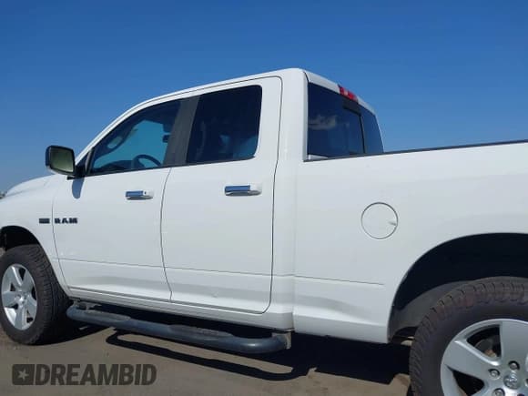 ✅ 2010 Dodge 1500 Laramie • VIN: 1D7RV1GT8AS240391 • Lot: 42034239. Listed on IAAI with 133,829 mi. Free auction sales archive from the USA and detailed vehicle history report at DreamBid. Image 15.