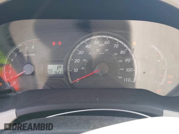 ✅ 2013 Toyota Sienna L • VIN: 5TDZK3DC3DS348420 • Лот: 42560718. Опубликован ранее на IAAI с пробегом 221 621 миль. Бесплатный доступ к архиву аукционных продаж из США и подробный отчёт об истории автомобиля на DreamBid. Изображение 7.