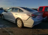 ✅ 2017 Hyundai Sonata SE • VIN: KMHE24L10HA060440 • Lot: 68864442. Wystawiony na Copart z przebiegiem 97 674 mil. Bezpłatny archiwum sprzedaży aukcyjnych z USA i szczegółowy raport historii pojazdu na DreamBid. Zdjęcie 2.