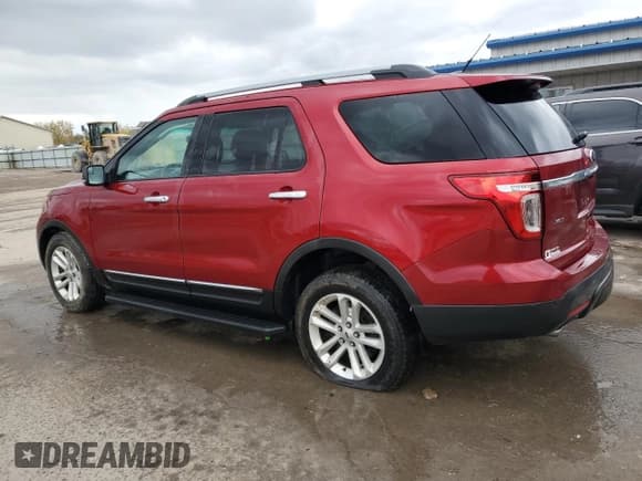 ✅ 2015 Ford Explorer XLT • VIN: 1FM5K8D86FGB15454 • Lot: 89618635. Listed on Copart with 127,325 mi. Free auction sales archive from the USA and detailed vehicle history report at DreamBid. Image 2.
