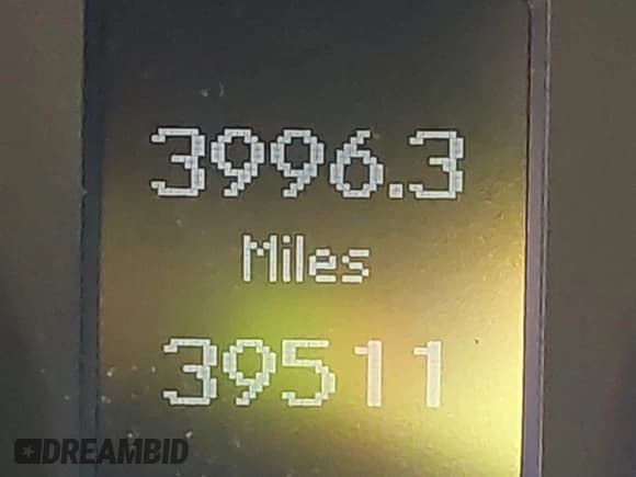 ✅ 2005 Mercedes-Benz C 230 Kompressor • VIN: WDBRF40J25A774109 • Lot: 42010040. Wystawiony na IAAI z przebiegiem 39 511 mil. Bezpłatny archiwum sprzedaży aukcyjnych z USA i szczegółowy raport historii pojazdu na DreamBid. Zdjęcie 16.