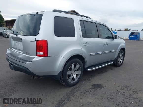 ✅ 2013 Honda Pilot Touring • VIN: 5FNYF4H97DB064748 • Lot: 43607982. Listed on IAAI with 140,066 mi. Free auction sales archive from the USA and detailed vehicle history report at DreamBid. Image 4.