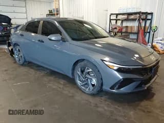 ✅ 2025 Hyundai Elantra Limited • VIN: KMHLN4DJ3SU130502 • Лот: 42862940. Опубликован ранее на IAAI с пробегом 711 миль. Бесплатный доступ к архиву аукционных продаж из США и подробный отчёт об истории автомобиля на DreamBid. Изображение 1.