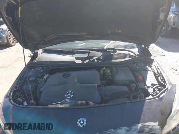 ✅ 2018 Mercedes-Benz CLA 250 • VIN: WDDSJ4EBXJN645675 • Lot: 41808369. Listed on IAAI with 101,540 mi. Free auction sales archive from the USA and detailed vehicle history report at DreamBid. Image 10.