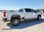 ✅ 2022 Chevrolet Silverado 2500HD Work Truck • VIN: 1GC4YLEY2NF334593 • Лот: 71974715. Опубликован ранее на Copart с пробегом 88 291 миль. Бесплатный доступ к архиву аукционных продаж из США и подробный отчёт об истории автомобиля на DreamBid. Изображение 3.