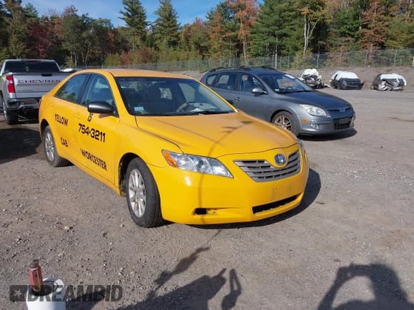 ✅ 2007 Toyota Camry XLE • VIN: 4T1BK46K27U557283 • Lot: 43365369. Listed on IAAI with 359,446 mi. Free auction sales archive from the USA and detailed vehicle history report at DreamBid. Image 1.