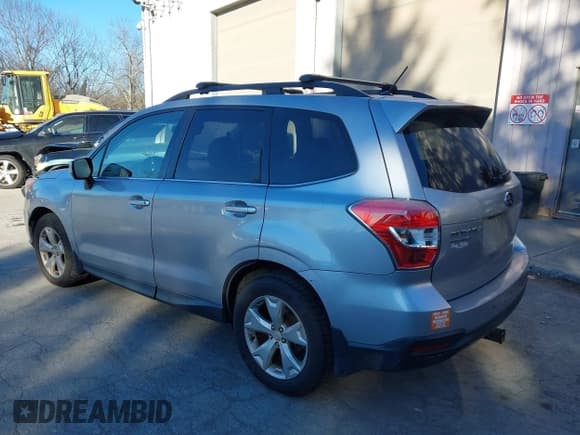 ✅ 2014 Subaru Forester Limited • VIN: JF2SJAHC5EH443748 • Lot: 43853197. Listed on IAAI with 127,520 mi. Free auction sales archive from the USA and detailed vehicle history report at DreamBid. Image 3.