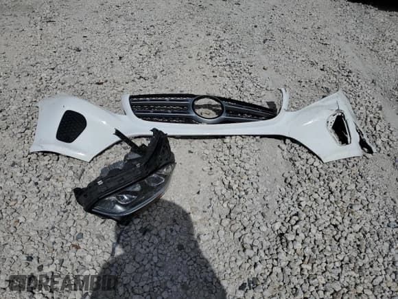 ✅ 2018 Mercedes-Benz GL 450 • VIN: 4JGDF6EE2JA996254 • Lot: 44910924. Listed on Copart with 83,249 mi. Free auction sales archive from the USA and detailed vehicle history report at DreamBid. Image 15.