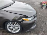 ✅ 2018 Toyota Camry LE • VIN: 4T1B11HK3JU021481 • Лот: 43082624. Опубликован ранее на IAAI с пробегом 46 951 миль. Бесплатный доступ к архиву аукционных продаж из США и подробный отчёт об истории автомобиля на DreamBid. Изображение 18.