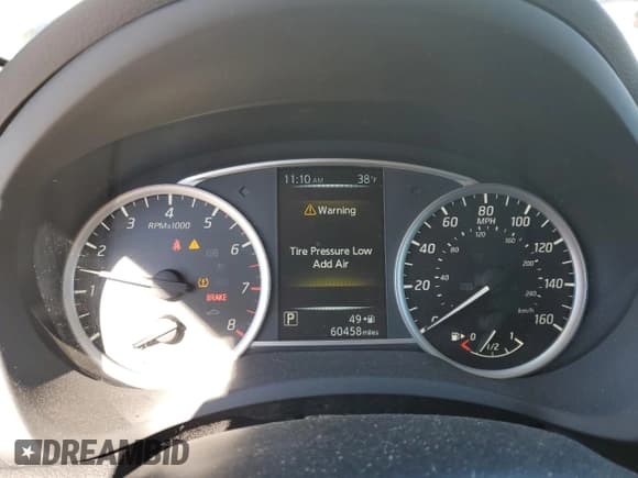 ✅ 2017 Nissan Sentra SR • VIN: 3N1AB7APXHY236498 • Лот: 92421085. Опубликован ранее на Copart с пробегом 60 458 миль. Бесплатный доступ к архиву аукционных продаж из США и подробный отчёт об истории автомобиля на DreamBid. Изображение 9.