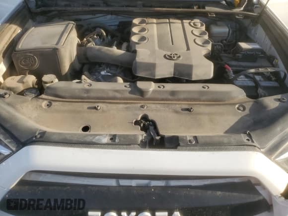 ✅ 2016 Toyota 4Runner Limited • VIN: JTEBU5JR2G5381933 • Lot: 71272655. Listed on Copart with 107,235 mi. Free auction sales archive from the USA and detailed vehicle history report at DreamBid. Image 12.