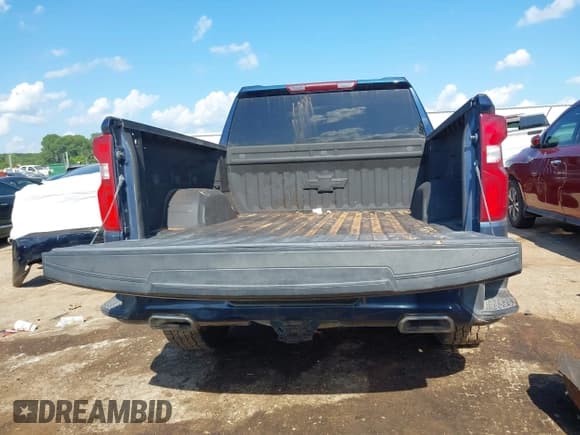 ✅ 2022 Chevrolet Silverado 1500 RST • VIN: 1GCUYEED4NZ176541 • Лот: 42686532. Опубликован ранее на IAAI с пробегом 108 821 миль. Бесплатный доступ к архиву аукционных продаж из США и подробный отчёт об истории автомобиля на DreamBid. Изображение 16.