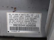 ✅ 2001 Honda Accord LX • VIN: 1HGCG55441A048096 • Lot: 41683891. Wystawiony na IAAI z przebiegiem Nie podano. Bezpłatny archiwum sprzedaży aukcyjnych z USA i szczegółowy raport historii pojazdu na DreamBid. Zdjęcie 9.