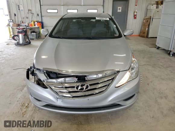 ✅ 2011 Hyundai Sonata GLS • VIN: 5NPEB4ACXBH157525 • Lot: 73369734. Listed on Copart with 165,503 mi. Free auction sales archive from the USA and detailed vehicle history report at DreamBid. Image 5.