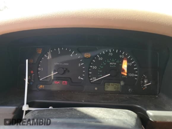 ✅ 2002 Land Rover Discovery SE • VIN: SALTW15462A769315 • Lot: 78007094. Wystawiony na Copart z przebiegiem 181 240 mil. Bezpłatny archiwum sprzedaży aukcyjnych z USA i szczegółowy raport historii pojazdu na DreamBid. Zdjęcie 9.