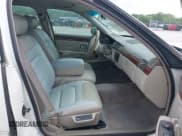 ✅ 1997 Cadillac DeVille • VIN: 1G6KD52Y8VU217294 • Lot: 42250319. Wystawiony na IAAI z przebiegiem 141 357 mil. Bezpłatny archiwum sprzedaży aukcyjnych z USA i szczegółowy raport historii pojazdu na DreamBid. Zdjęcie 5.