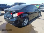 ✅ 2013 Hyundai Elantra GLS • VIN: KMHDH4AE4DU765489 • Lot: 43574109. Wystawiony na IAAI z przebiegiem 244 675 mil. Bezpłatny archiwum sprzedaży aukcyjnych z USA i szczegółowy raport historii pojazdu na DreamBid. Zdjęcie 4.