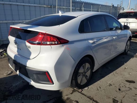 ✅ 2020 Hyundai Ioniq Blue • VIN: KMHC65LC6LU197294 • Lot: 42959145. Wystawiony na Copart z przebiegiem 38 770 mil. Bezpłatny archiwum sprzedaży aukcyjnych z USA i szczegółowy raport historii pojazdu na DreamBid. Zdjęcie 3.
