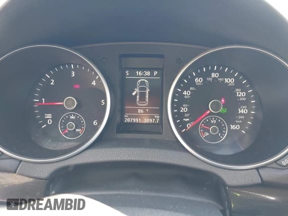 ✅ 2014 Volkswagen Jetta TDI w/Sunroof • VIN: 3VWPL7AJ7EM608136 • Lot: 43484608. Wystawiony na IAAI z przebiegiem 207 991 mil. Bezpłatny archiwum sprzedaży aukcyjnych z USA i szczegółowy raport historii pojazdu na DreamBid. Zdjęcie 7.