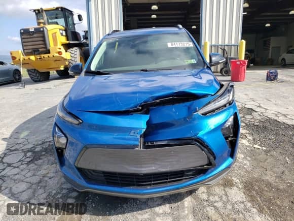 2023 Chevrolet Bolt EUV LT with VIN 1G1FY6S01P4136958, listed as a Copart auction lot 84173215 with 45,291 mi miles and Salvage title. Bid and sale history available at DreamBid. Image 5.