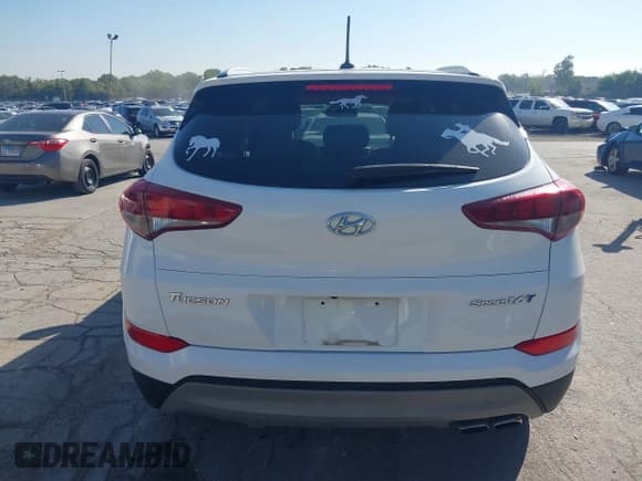 ✅ 2017 Hyundai Tucson Sport • VIN: KM8J33A22HU506975 • Lot: 43233313. Listed on IAAI with 61,552 mi. Free auction sales archive from the USA and detailed vehicle history report at DreamBid. Image 17.