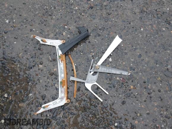 2011 Chevrolet Malibu 2LT с VIN 1G1ZD5E74BF228185, выставлен на аукционе IAAI как лот 43589150 с пробегом 161 926 миль миль и . История ставок и продаж доступна на DreamBid. Изображение 12.