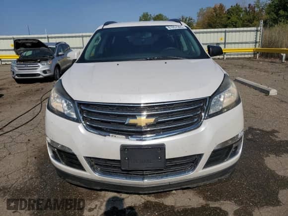 ✅ 2016 Chevrolet Traverse LT • VIN: 1GNKRGKD7GJ344380 • Lot: 81057905. Listed on Copart with 185,071 mi. Free auction sales archive from the USA and detailed vehicle history report at DreamBid. Image 5.