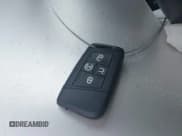 ✅ 2019 Volkswagen Atlas SEL • VIN: 1V2ER2CA4KC554685 • Lot: 42430568. Wystawiony na IAAI z przebiegiem 41 626 mil. Bezpłatny archiwum sprzedaży aukcyjnych z USA i szczegółowy raport historii pojazdu na DreamBid. Zdjęcie 11.