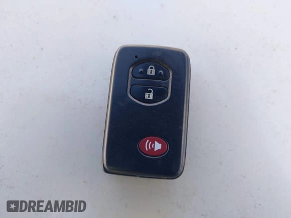 ✅ 2015 Toyota Prius Two • VIN: JTDKN3DU5F0416742 • Lot: 43709136. Listed on IAAI with 332,873 mi. Free auction sales archive from the USA and detailed vehicle history report at DreamBid. Image 11.