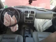 ✅ 2004 Chevrolet Colorado 1SE LS Z71 • VIN: 1GCDS136148188360 • Лот: 70587214. Опубликован ранее на Copart с пробегом 161 655 миль. Бесплатный доступ к архиву аукционных продаж из США и подробный отчёт об истории автомобиля на DreamBid. Изображение 8.