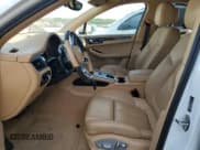 ✅ 2015 Porsche Macan S • VIN: WP1AB2A5XFLB62437 • Lot: 52803455. Wystawiony na Copart z przebiegiem 69 954 mil. Bezpłatny archiwum sprzedaży aukcyjnych z USA i szczegółowy raport historii pojazdu na DreamBid. Zdjęcie 7.