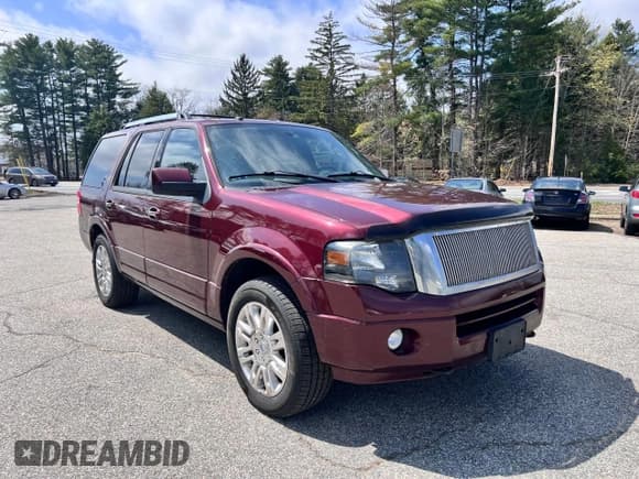 ✅ 2011 Ford Expedition Limited • VIN: 1FMJU2A57BEF10152 • Lot: 54373345. Listed on Copart with 196,959 mi. Free auction sales archive from the USA and detailed vehicle history report at DreamBid. Image 1.