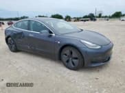✅ 2018 Tesla Model 3 Long Range Battery • VIN: 5YJ3E1EA2JF045384 • Lot: 57120135. Wystawiony na Copart z przebiegiem 54 176 mil. Bezpłatny archiwum sprzedaży aukcyjnych z USA i szczegółowy raport historii pojazdu na DreamBid. Zdjęcie 4.