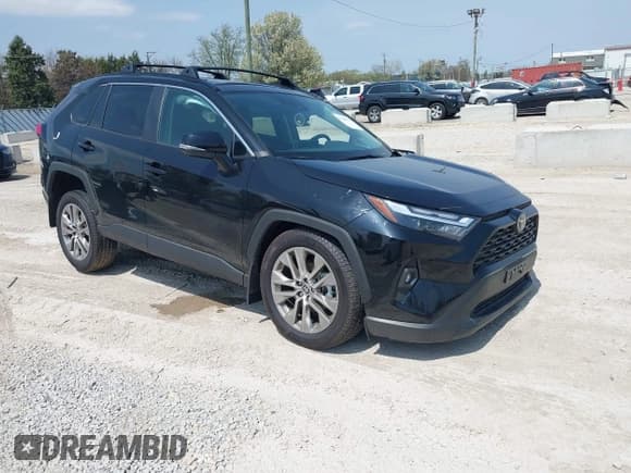 ✅ 2024 Toyota RAV4 XLE Premium • VIN: 2T3A1RFV5RW469473 • Lot: 42128579. Listed on IAAI with 2,351 mi. Free auction sales archive from the USA and detailed vehicle history report at DreamBid. Image 1.