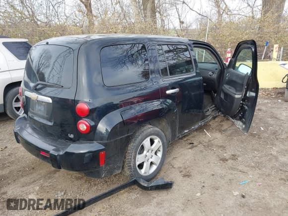 ✅ 2007 Chevrolet HHR LS • VIN: 3GNDA13D57S521681 • Lot: 40943600. Listed on IAAI with 167,850 mi. Free auction sales archive from the USA and detailed vehicle history report at DreamBid. Image 4.