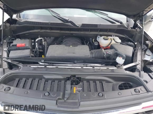 ✅ 2025 Chevrolet Silverado 1500 LT • VIN: 2GCPACED3S1145081 • Lot: 42704992. Listed on IAAI with 9,547 mi. Free auction sales archive from the USA and detailed vehicle history report at DreamBid. Image 10.