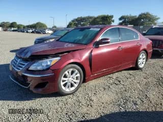 ✅ 2013 Hyundai Genesis 3.8L • VIN: KMHGC4DD3DU226294 • Лот: 92069545. Опубликован ранее на Copart с пробегом 148 980 миль. Бесплатный доступ к архиву аукционных продаж из США и подробный отчёт об истории автомобиля на DreamBid. Изображение 1.