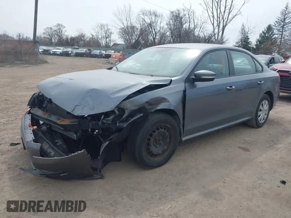 ✅ 2013 Volkswagen Passat S • VIN: 1VWAP7A35DC013006 • Lot: 42033599. Listed on IAAI with 152,453 mi. Free auction sales archive from the USA and detailed vehicle history report at DreamBid. Image 2.