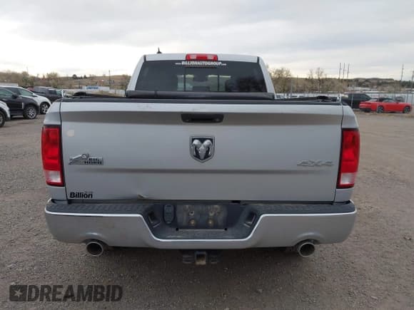 ✅ 2015 Ram 1500 Big Horn • VIN: 1C6RR7TM6FS678308 • Lot: 43463105. Wystawiony na IAAI z przebiegiem 246 232 mil. Bezpłatny archiwum sprzedaży aukcyjnych z USA i szczegółowy raport historii pojazdu na DreamBid. Zdjęcie 16.