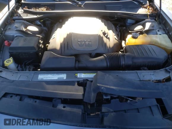 ✅ 2011 Dodge Challenger R/T Classic • VIN: 2B3CJ5DT2BH541062 • Lot: 84922304. Wystawiony na Copart z przebiegiem 74 471 mil. Bezpłatny archiwum sprzedaży aukcyjnych z USA i szczegółowy raport historii pojazdu na DreamBid. Zdjęcie 12.