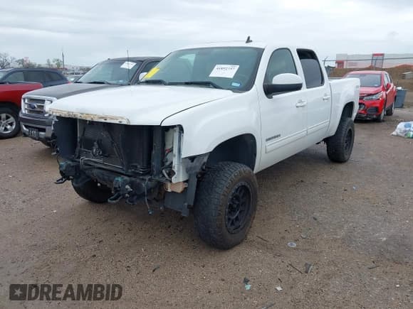 ✅ 2010 GMC Sierra 1500 • VIN: 3GTXKWE26AG242746 • Лот: 41892737. Опубликован ранее на IAAI с пробегом 248 429 миль. Бесплатный доступ к архиву аукционных продаж из США и подробный отчёт об истории автомобиля на DreamBid. Изображение 17.