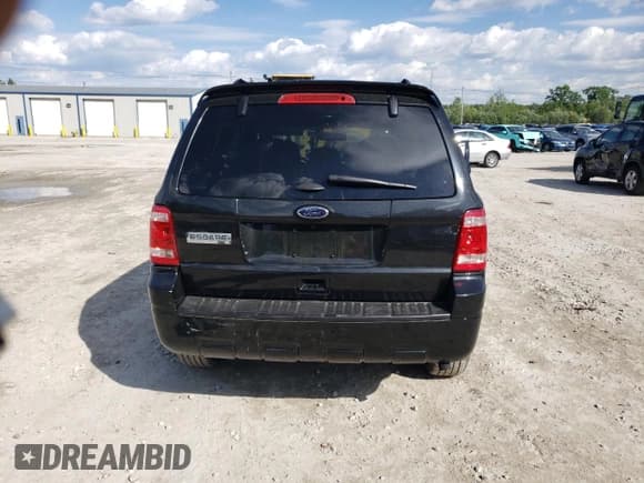 ✅ 2011 Ford Escape XLT • VIN: 1FMCU9DG8BKB63236 • Лот: 57178694. Опубликован ранее на Copart с пробегом 151 596 миль. Бесплатный доступ к архиву аукционных продаж из США и подробный отчёт об истории автомобиля на DreamBid. Изображение 6.