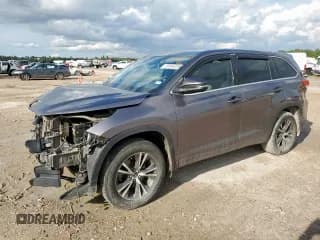 ✅ 2017 Toyota Highlander LE • VIN: 5TDZARFH5HS025409 • Lot: 83946285. Listed on Copart with 109,666 mi. Free auction sales archive from the USA and detailed vehicle history report at DreamBid. Image 1.