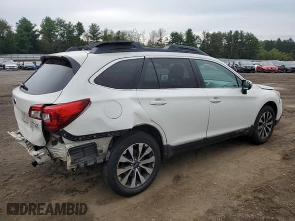 ✅ 2015 Subaru Outback Limited • VIN: 4S4BSENC9F3310735 • Lot: 81739945. Listed on Copart with 175,720 mi. Free auction sales archive from the USA and detailed vehicle history report at DreamBid. Image 3.