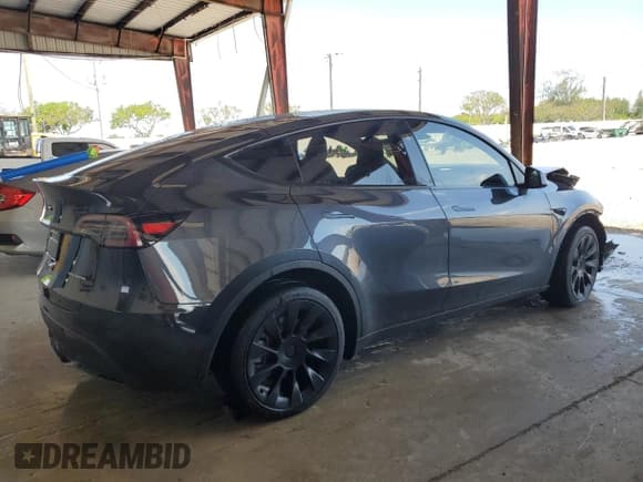 ✅ 2024 Tesla Model Y Long Range • VIN: 7SAYGDEE3RA280814 • Лот: 58175985. Опубликован ранее на Copart с пробегом 5 340 миль. Бесплатный доступ к архиву аукционных продаж из США и подробный отчёт об истории автомобиля на DreamBid. Изображение 3.